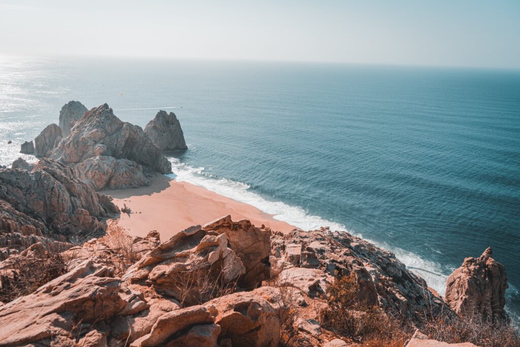 The 5 Best Yacht Routes to Explore in Cabo San Lucas